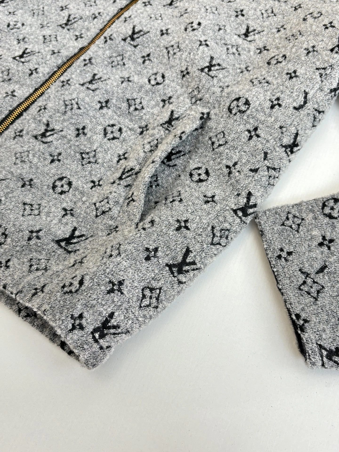 wg.luxury- 8V item:E-F363J0721H